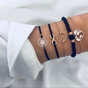 3/$30 💗 Round Stone Tassel Bracelet set